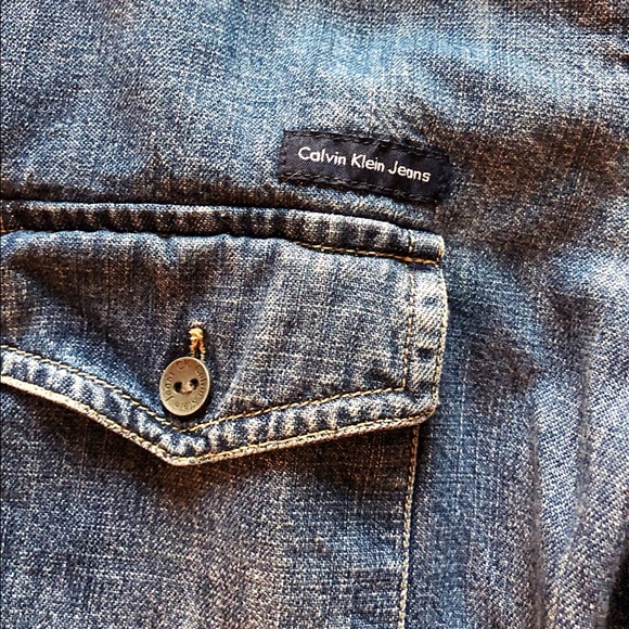 🌻Calvin Klein Jean Button-Up🌻 - Picture 6 of 7